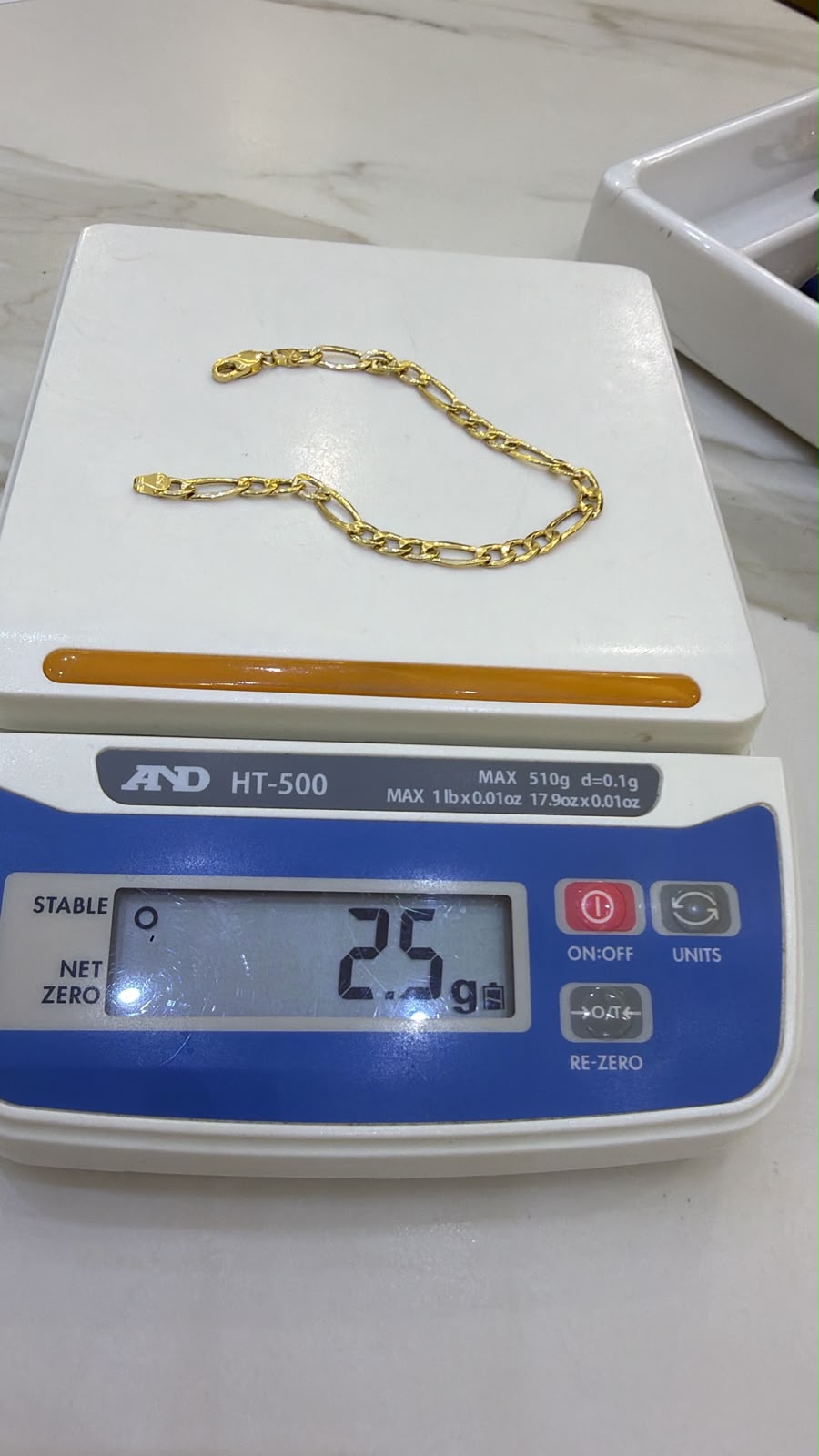 18carat Italian Gold Figaro  Bracelet
